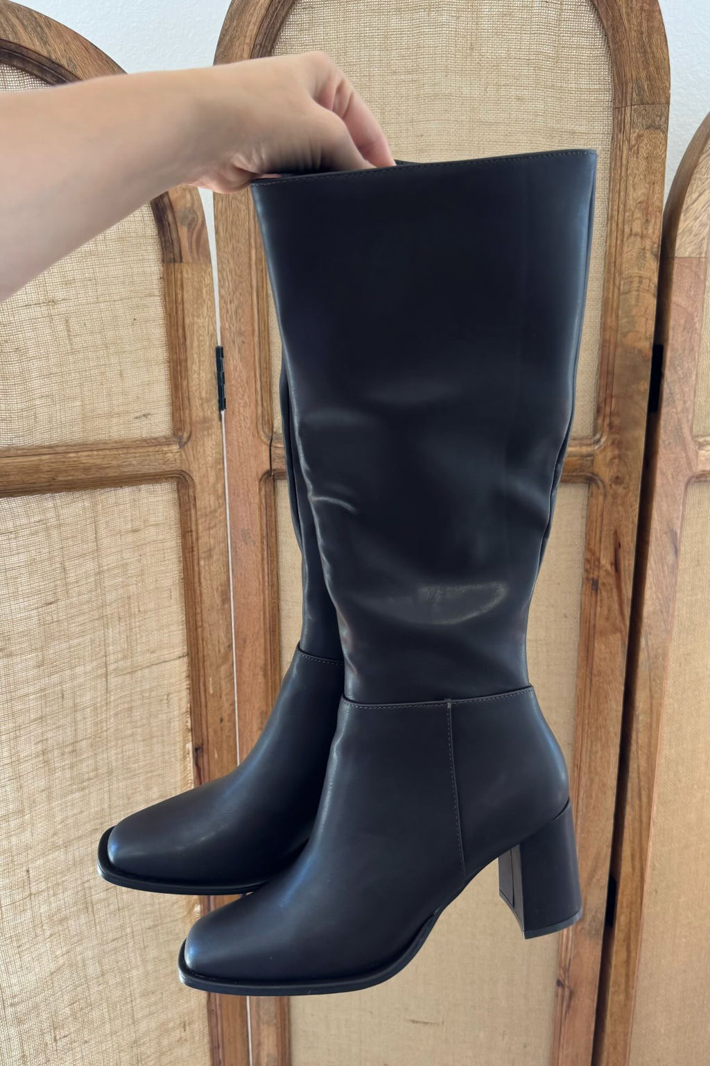 Magnolia Boots in Black // Madden Girl – Luna Boutique
