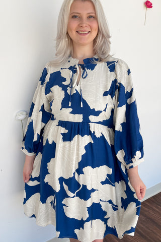 Sandy Dress in Royal