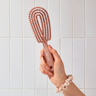 Detangling Flexi Brush in Terracotta // Kitsch
