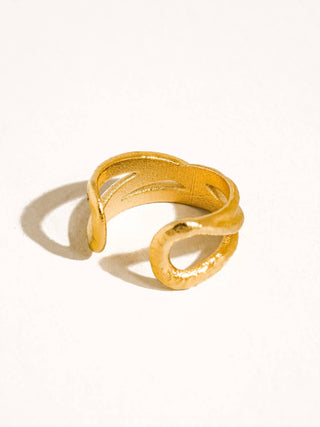 Corlisse Ring