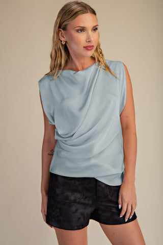Polished Ease Top in Dusty Blue