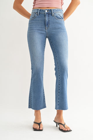 Mena Jeans in Medium Denim