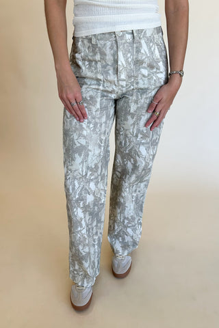 A Change of Scenery Cargo Pants
