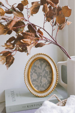 Cream & Gold Oval Photo Frame