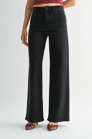 Mattie Wide Jeans
