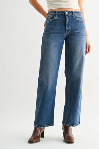 Annie Straight Jeans