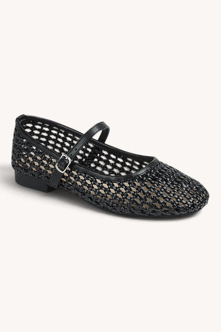 Concinnity Flats In Black