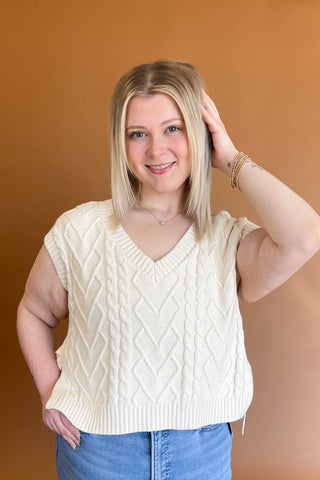 Oralia Vest in Cream