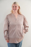 Arielle Top in Taupe +