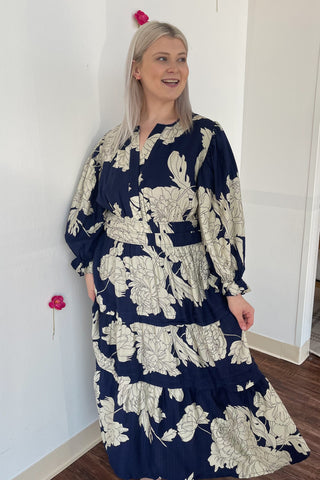 Kim Dress +