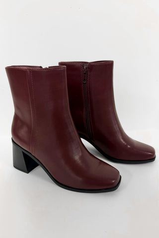 Chukar Boots in Wine