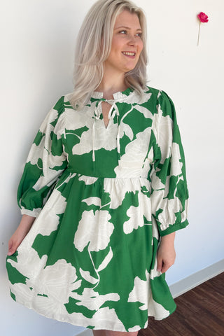 Sandy Dress in Green