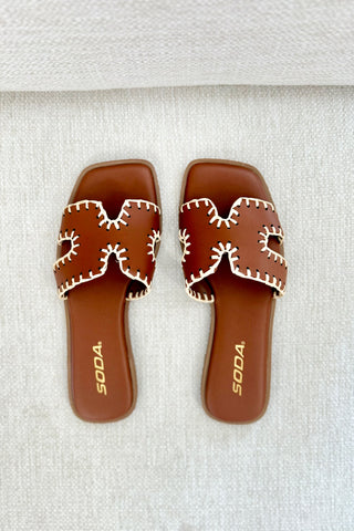 Finity Sandal in Tan