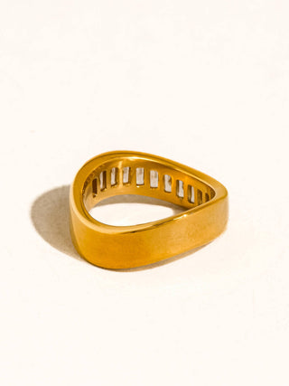 Calyxe Ring - Luna Boutique