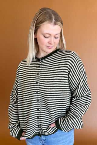 Joanna Cardigan in Olive rt