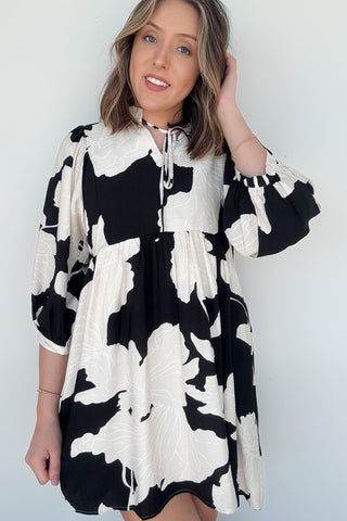 Sandy Dress in Black