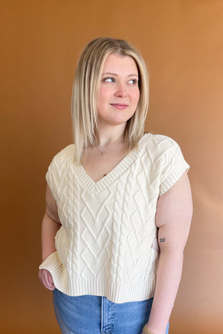 Oralia Vest in Cream