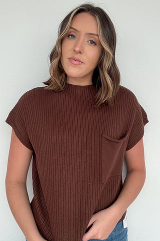 Melly Sweater Top In Brown