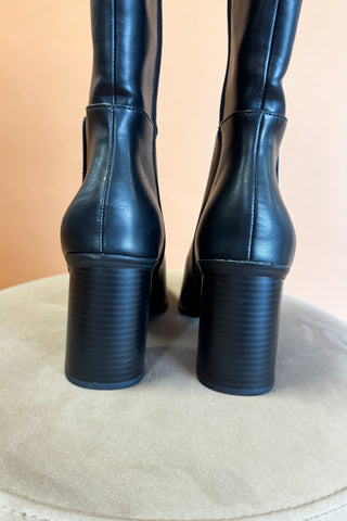 Vapor Dress Boots in Black