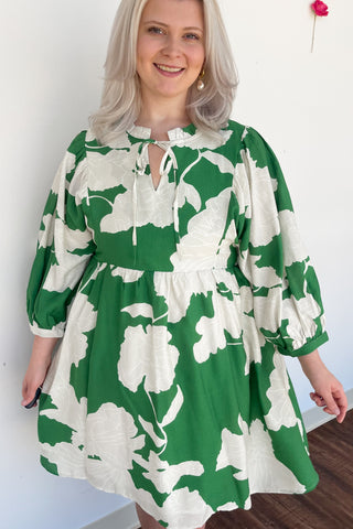 Sandy Dress in Green