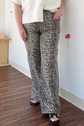Leopard Vintage Straight Jeans