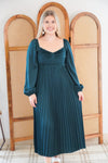 Emma Dress In Hunter Green