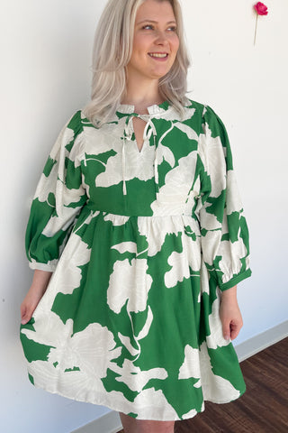 Sandy Dress in Green