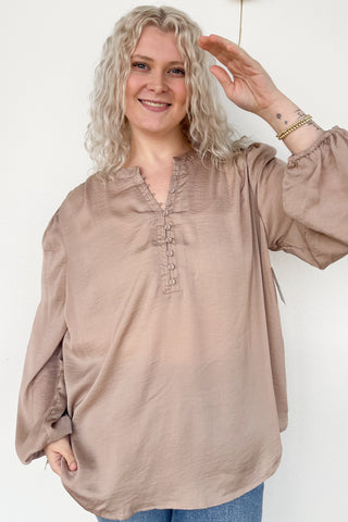 Dressed For Success Top in Mocha +