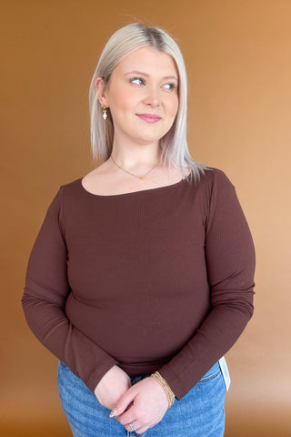 Melanie Top in Mocha