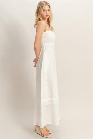 Wendy Dress in White - Luna Boutique