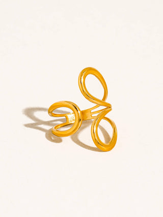 Parvella Ring