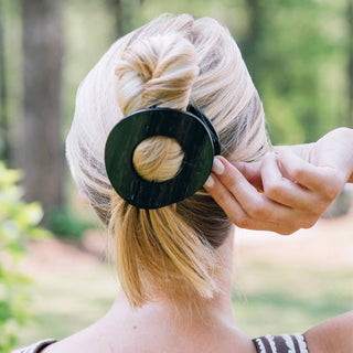 Flat Circle Large Hair Clip in Black