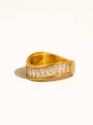 Calyxe Ring - Luna Boutique