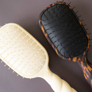 Detangler Hair Brush for Fine Hair in Tortoise